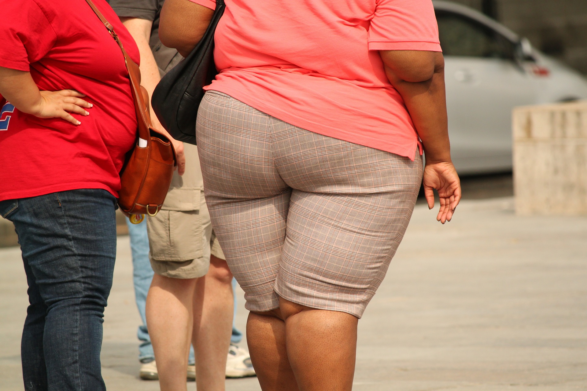Huszonöt éven belül az elhízás miatt több brit nő lesz rákos, mint a dohányzás miatt