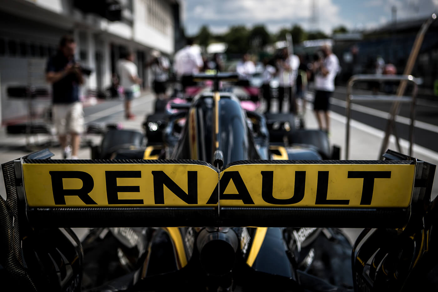 Prost: A Renault 2019-re koncentrál