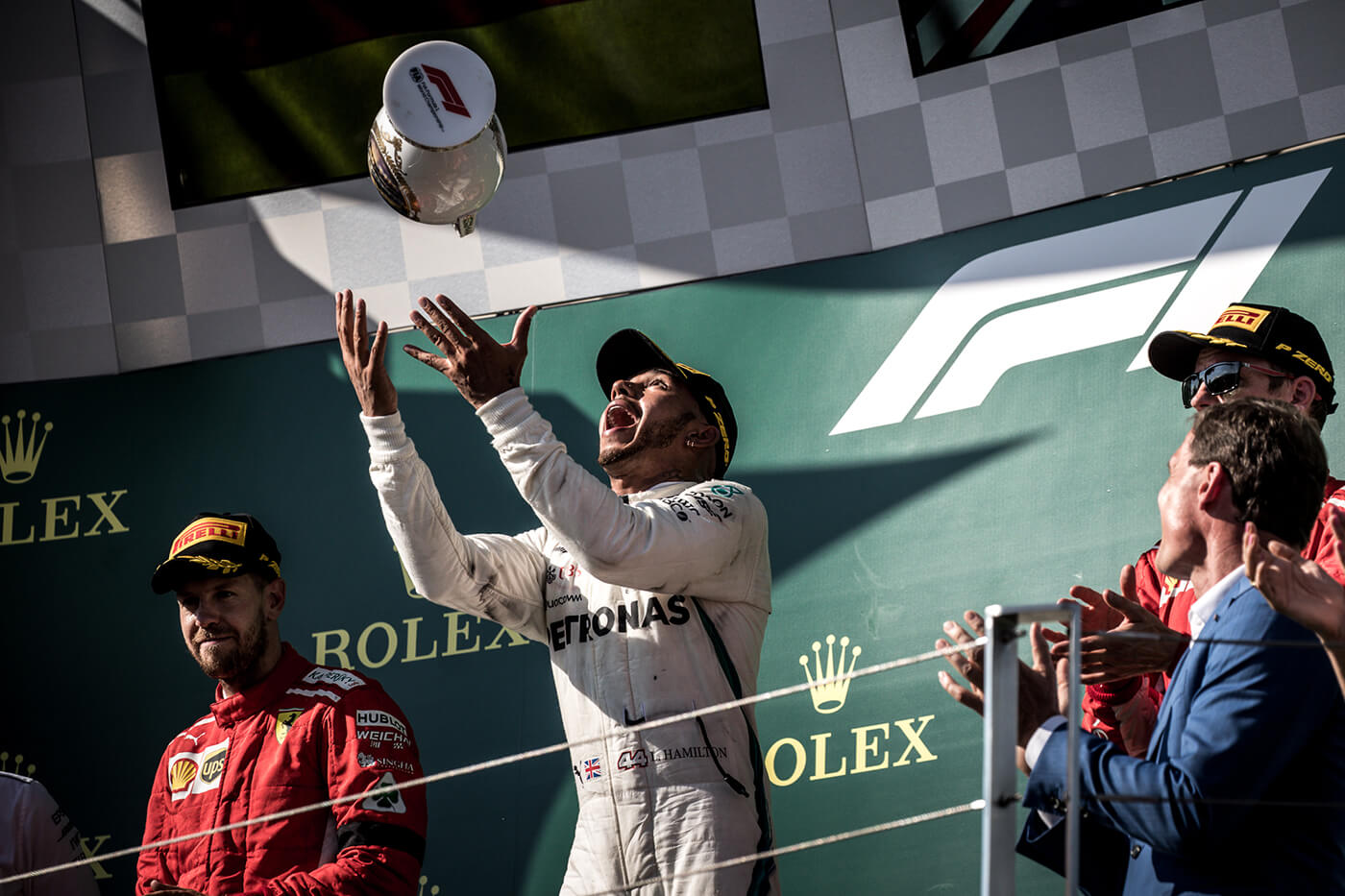 Hamilton győzött, világbajnok a Mercedes