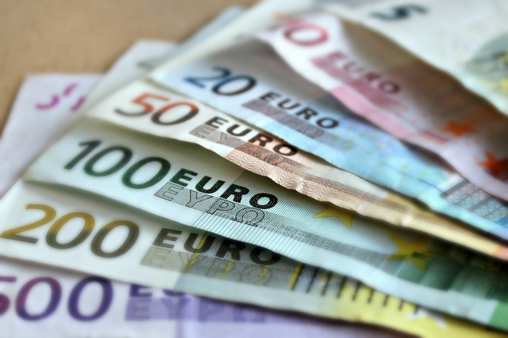 deviza, hamis pénz Gyulán