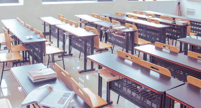 Oktatási Hivatal, kompetenciamérés, Szlovákiában, digitális, tankönyv, tanterem, könyv, iskola