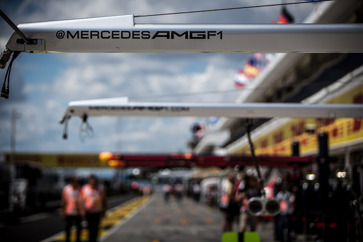 A Williams és a Racing Point is megkapja az új Mercedes motort