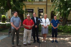 Közös polgármesterjelöltet állít az ellenzéki összefogás Békéscsabán