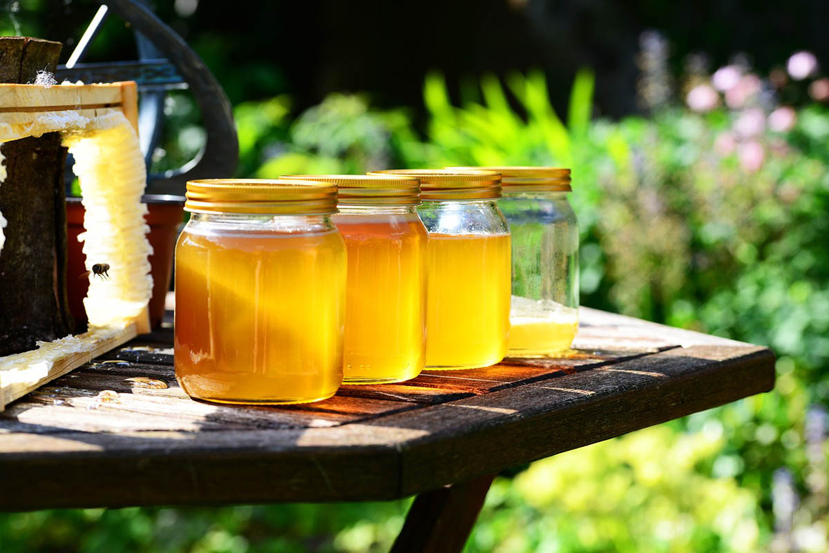 Szja-mentes lesz a méhészeti termékek értékesítése