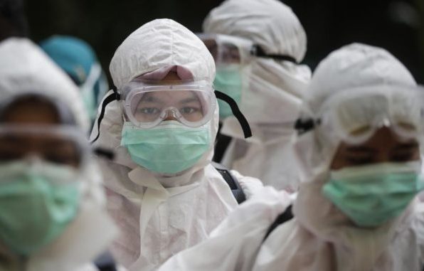 Csaknem kilencszáz egészségügyi önkéntes jelentkezett a koronavírus elleni küzdelemhez