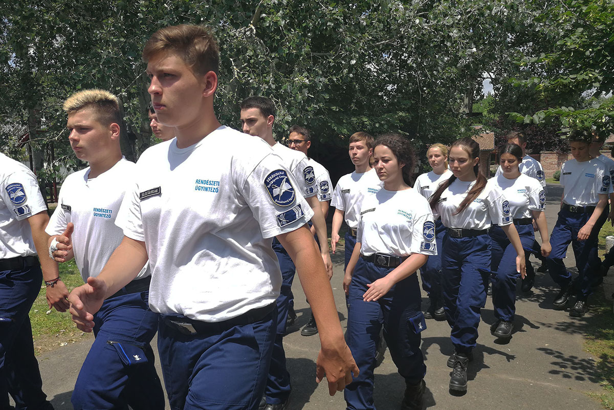 Négyszáz diák vesz részt a rendőrség bűnmegelőzési táborában
