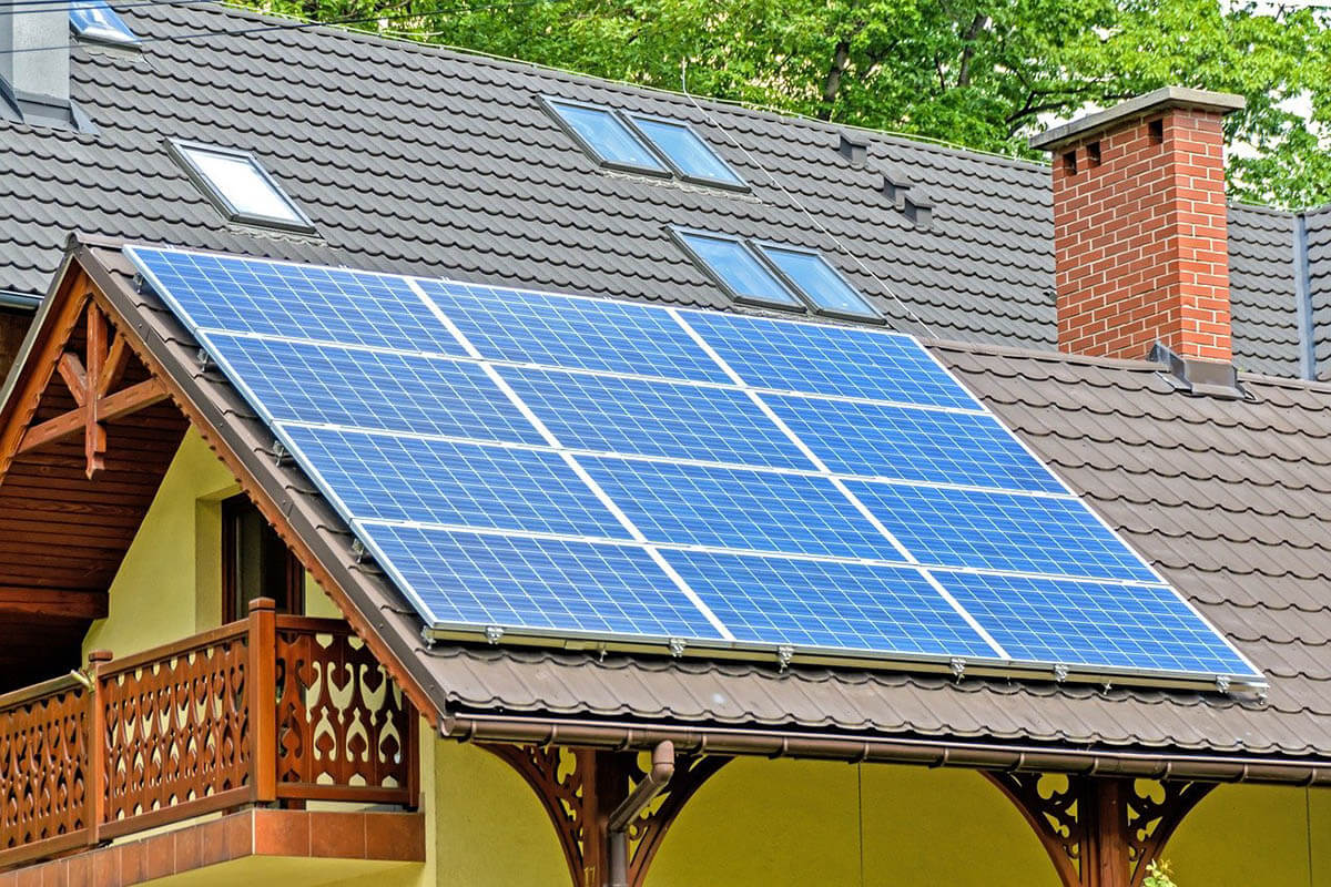 Jövő nyáron indulhat a háztartási napelemes rendszerek új támogatási programja