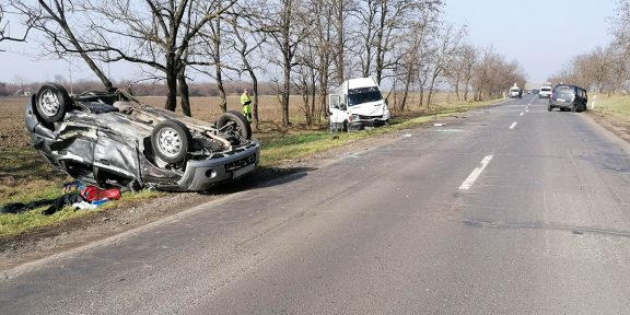 Három személygépkocsi ütközött Békéscsaba és Csabaszabadi között