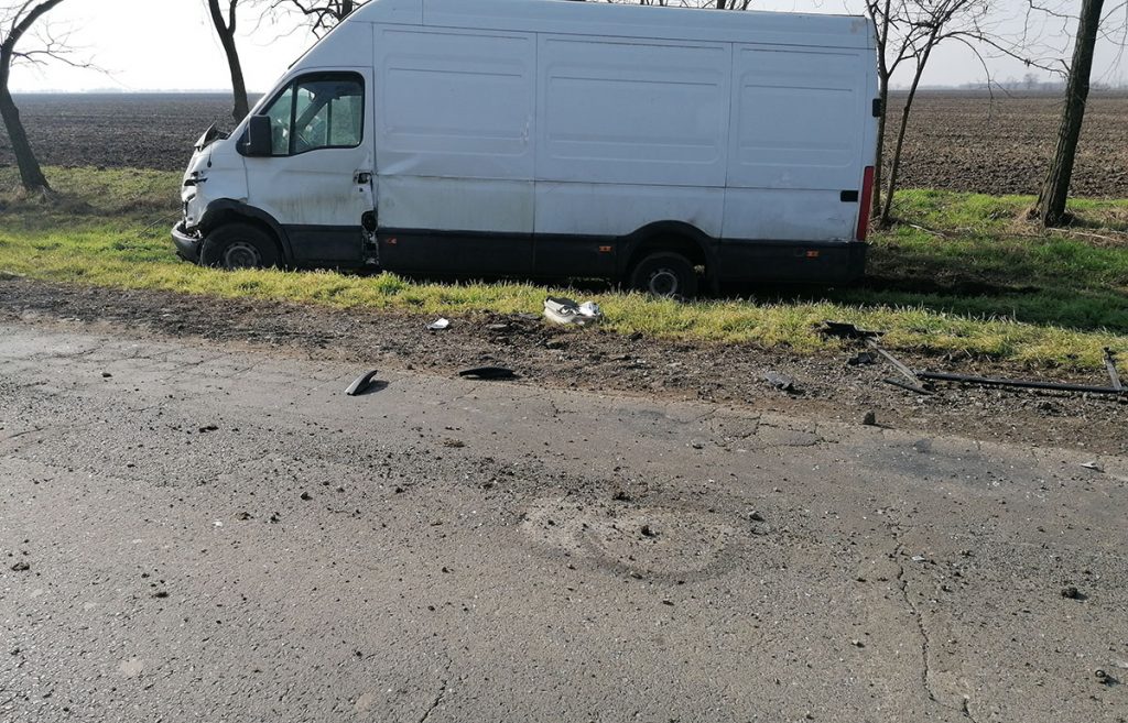 Három személygépkocsi ütközött Békéscsaba és Csabaszabadi között
