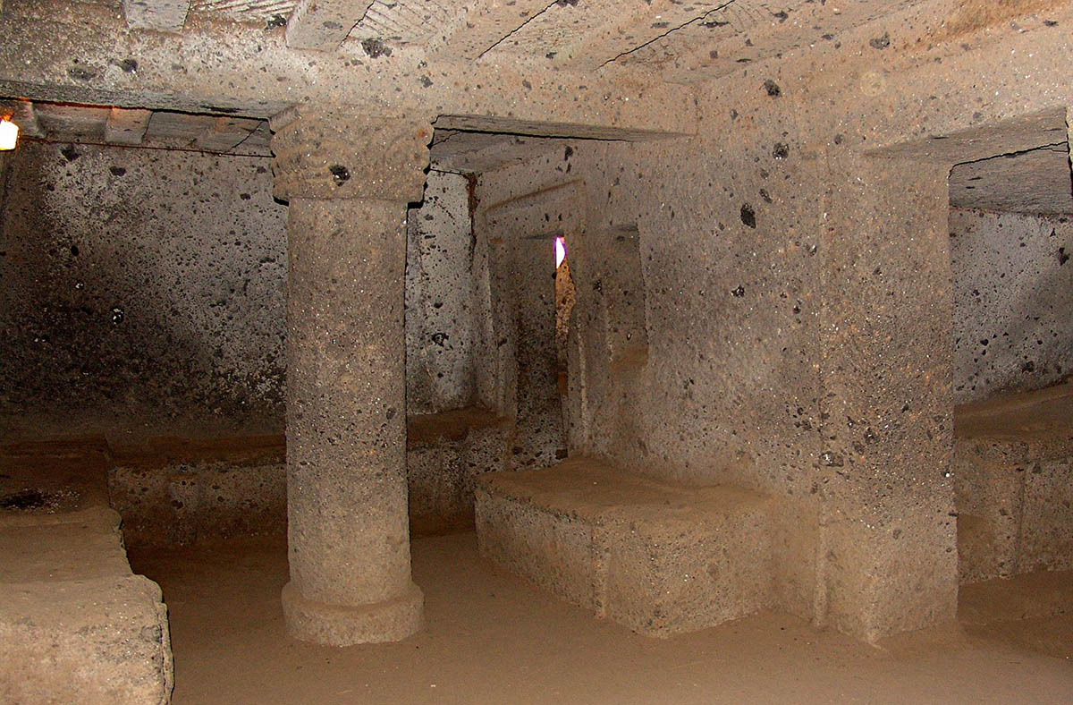 Sziklasírokat tártak fel egy felső-egyiptomi nekropoliszban
