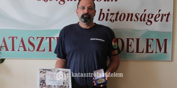Elismerésben részesült Krisztof György tűzoltó őrnagy