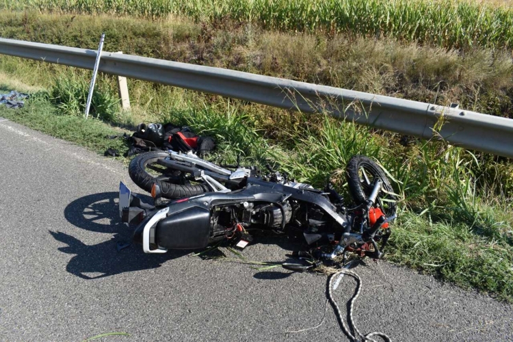 Elhunyt egy motoros, aki balesetet szenvedett Mezőkovácsházán
