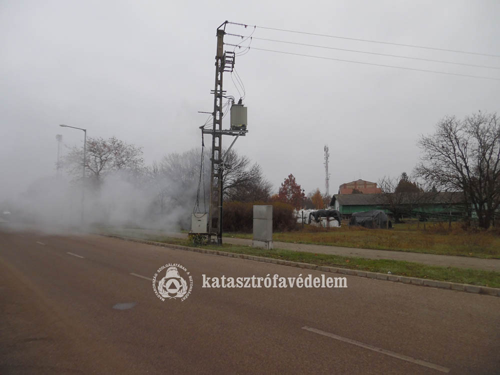 kigyulladt villanyoszlop Mezőberényben