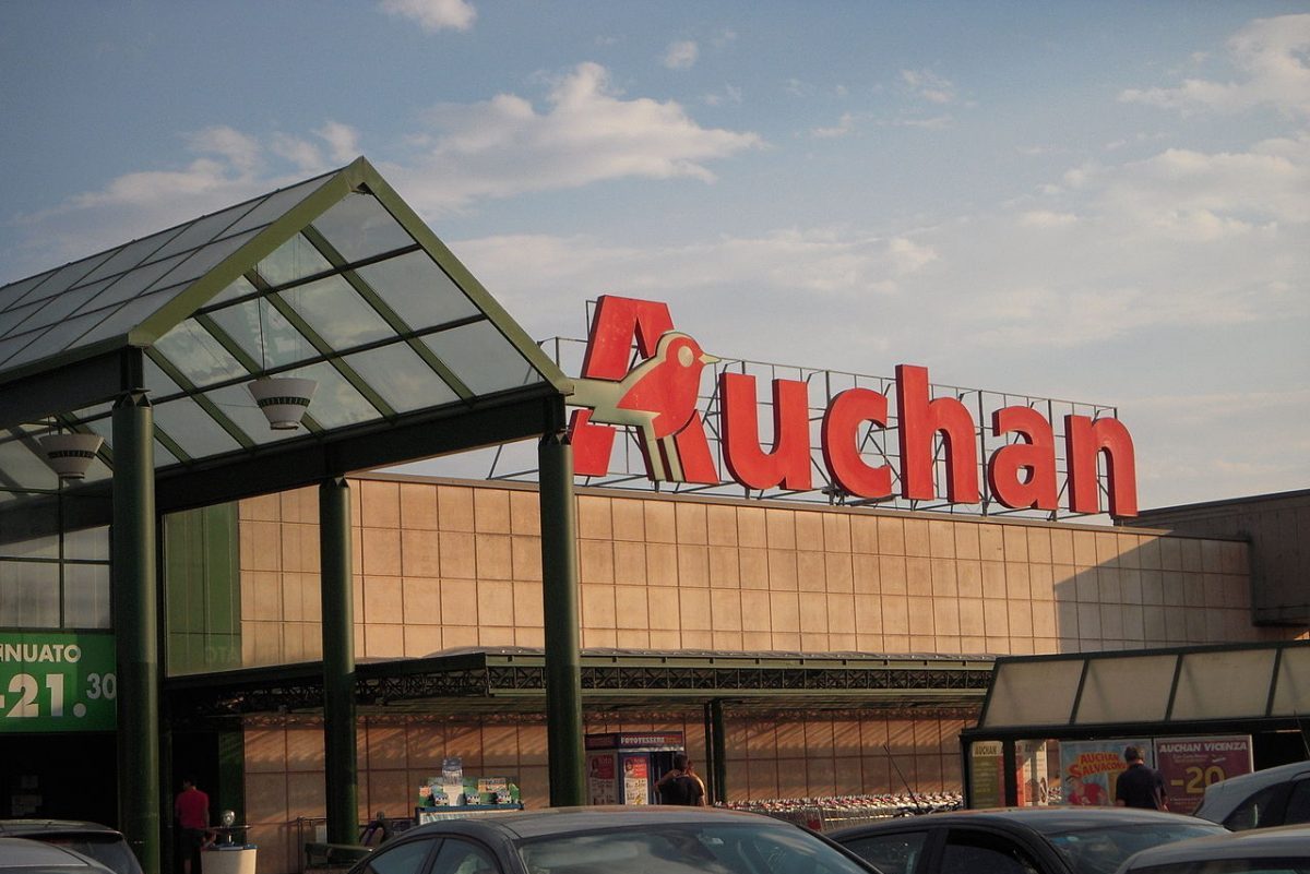 Csalók hirdetnek nyereményjátékot az Auchan nevében