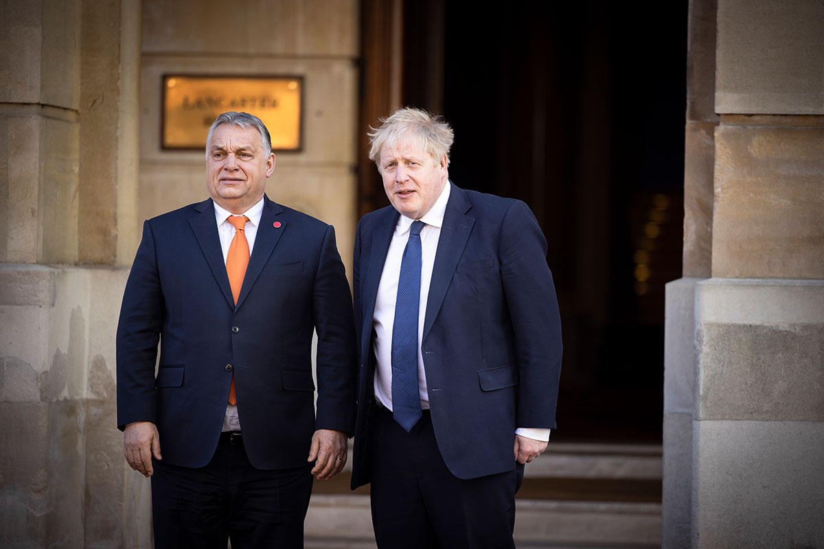 Orbán: nem fogjuk hagyni, hogy a háború árát a magyar családokkal fizettessék meg!