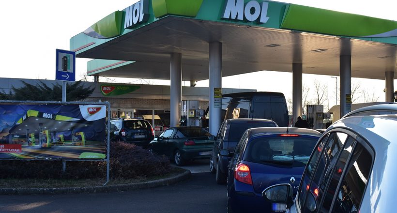 mol kút, benzinkút, benzin