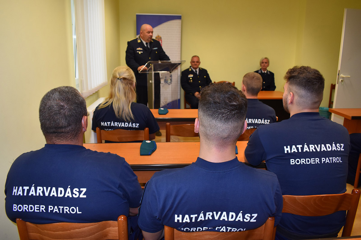 Határvadászjelöltek újabb csoportja ült be az iskolapadba