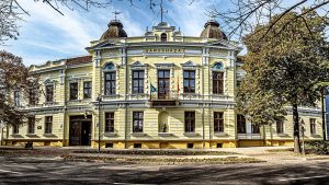 Megújult a városháza homlokzata Békésen