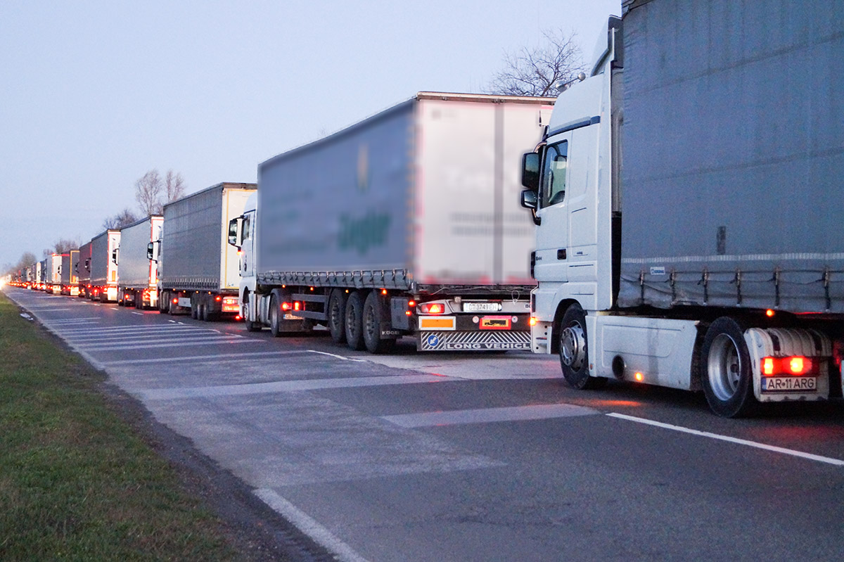 Románia déli felén kamionstopot rendeltek el