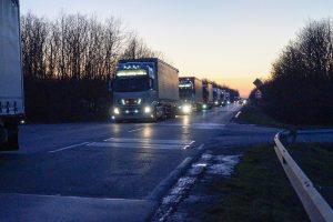 Részleges kamionstop-feloldás jön a hétvégén az extrém hőség miatt Részleges kamionstop-feloldás jön a hétvégén az extrém hőség miatt