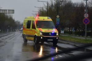 mentő, koronavírus, szilveszterkor