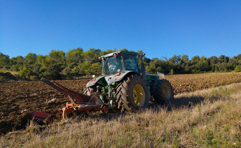 szántás, agrár, traktor, mezőgazdaság