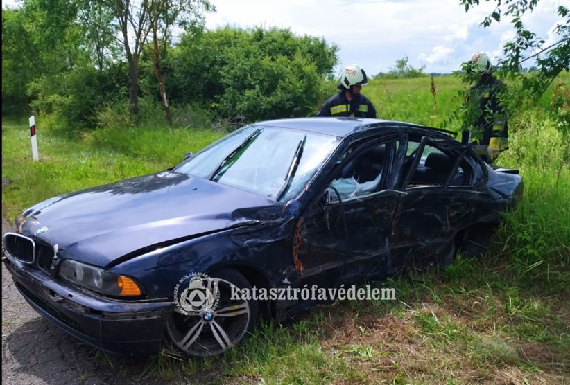 BMW baleset Tarhos