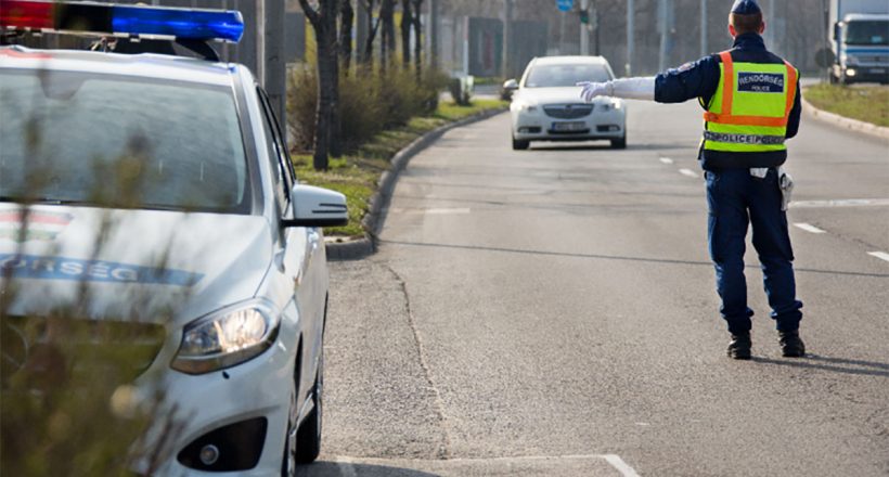 őrizetbe, békéscsabán, kék, rendőrségi, ellenőrzés