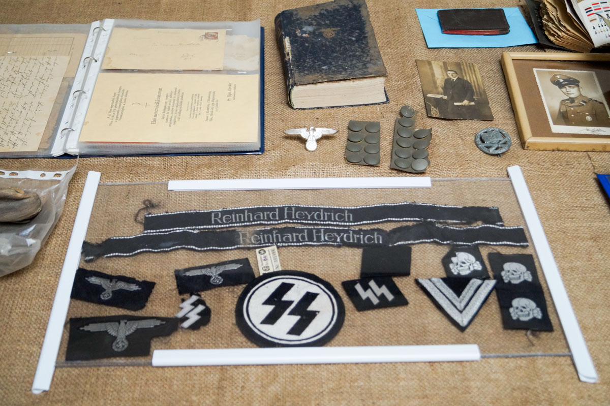 Hitler a padlóból – meglepő műtárgyak kerültek elő az egykori Faulhaber-otthonból
