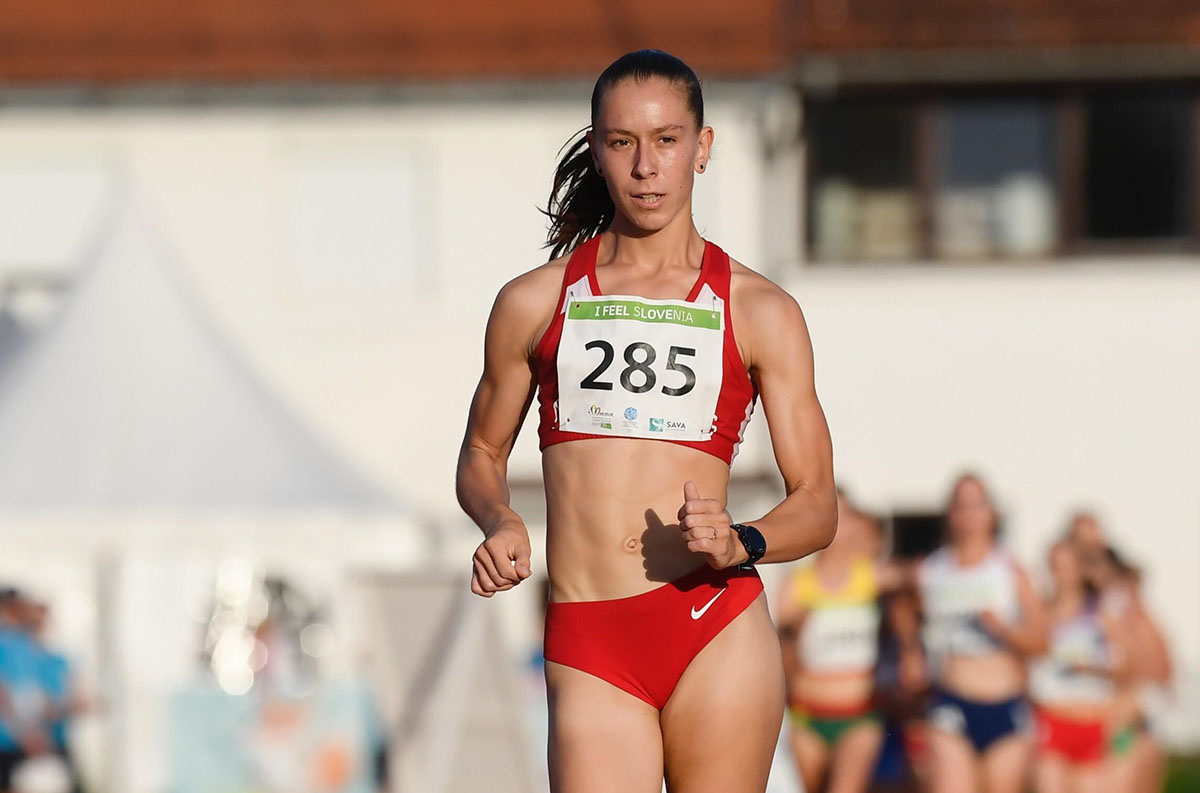 Kovács Alexandra aranyérmes 5000 méter gyaloglásban