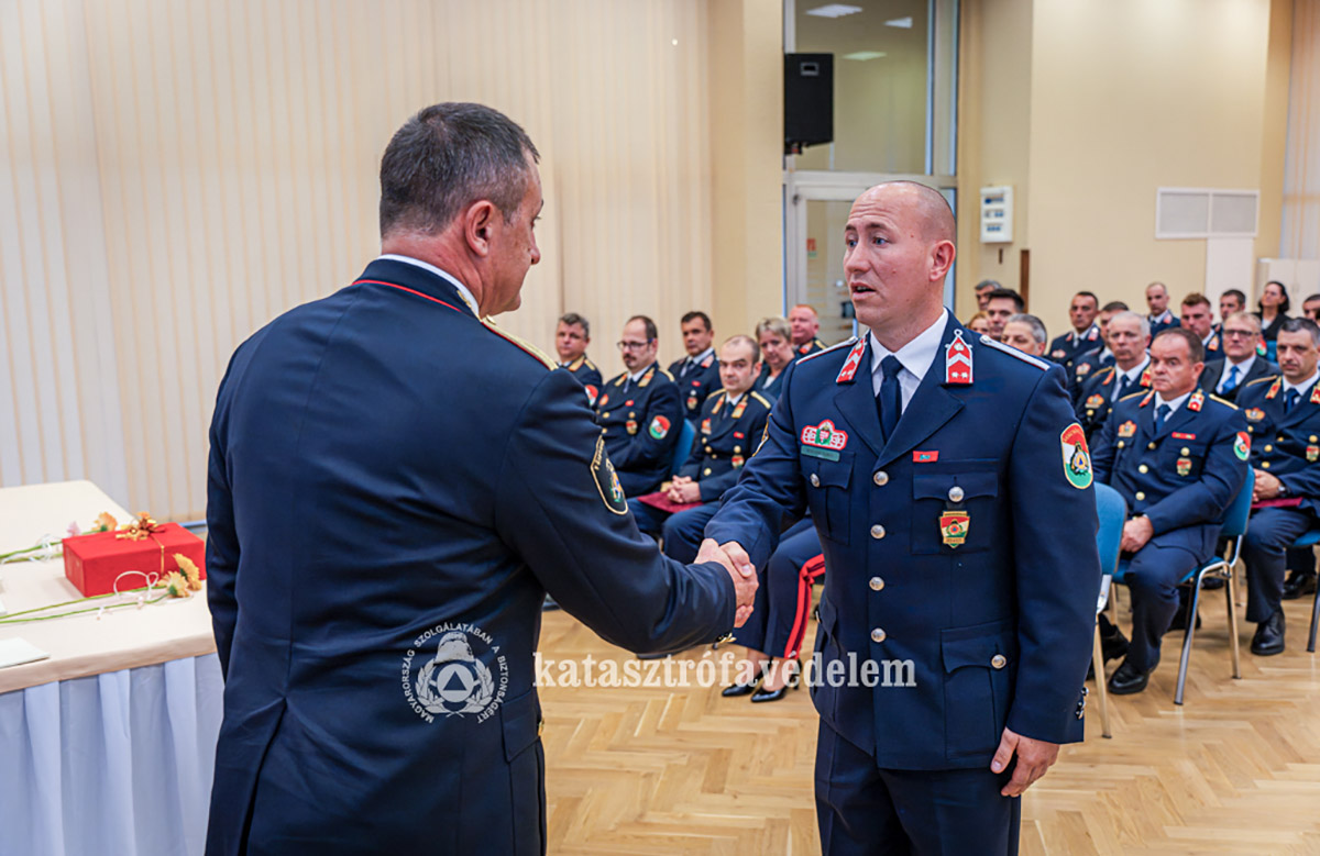 Békés vármegyei tűzoltók is elismerésben részesültek