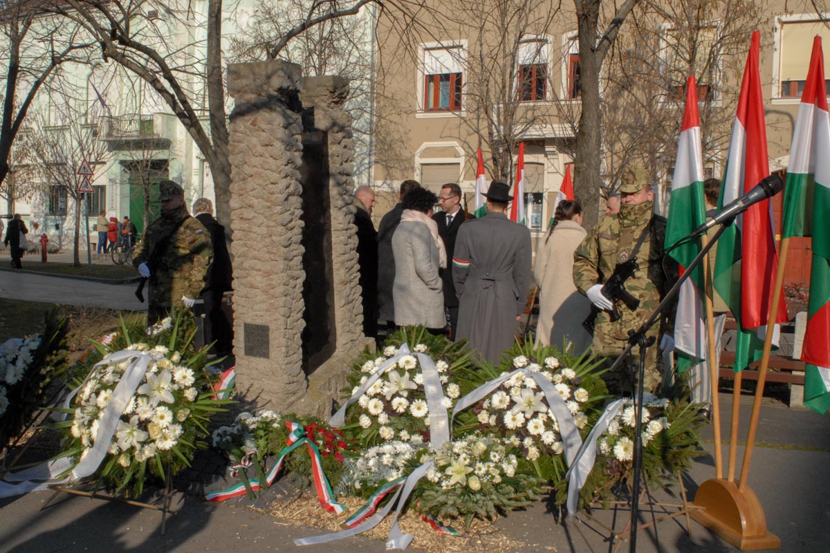 Békéscsabán is megemlékeztek a kommunista diktatúrák áldozatairól