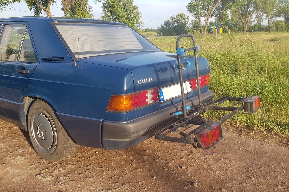 A nyári kerékpározásnál is első a biztonság!