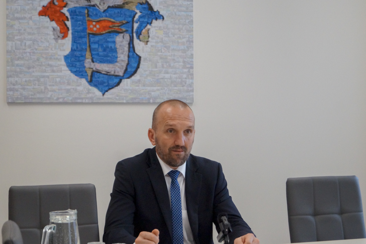 Kálmán Tibor: Egy új tűzoltóautót vásárolnának Békésre