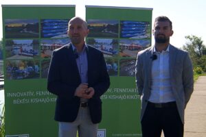Rendezvénysátorral bővült a kishajó kikötő Békésen