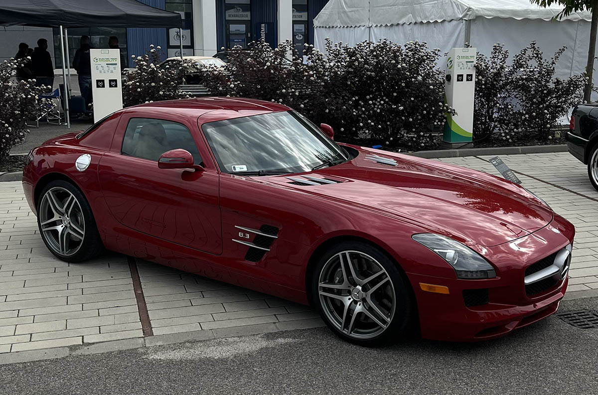 Mercedes-Benz legendák vonultak fel Szegeden