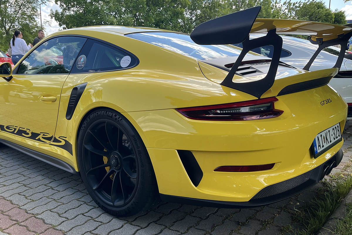 Porsche kiállítás Veszprémben