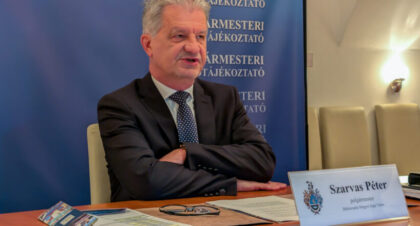 Szarvas Péter