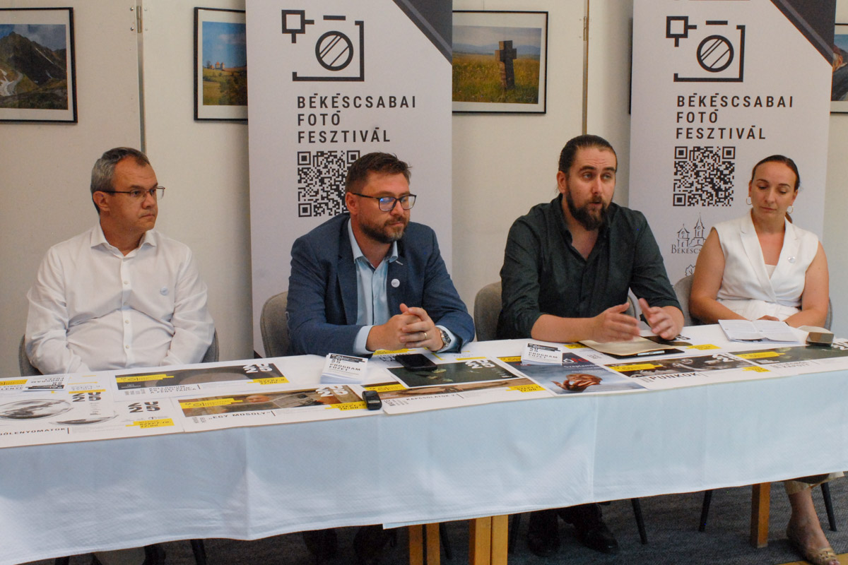 Több héten keresztül számos program várja a fotózás iránt érdeklődőket Békéscsabán