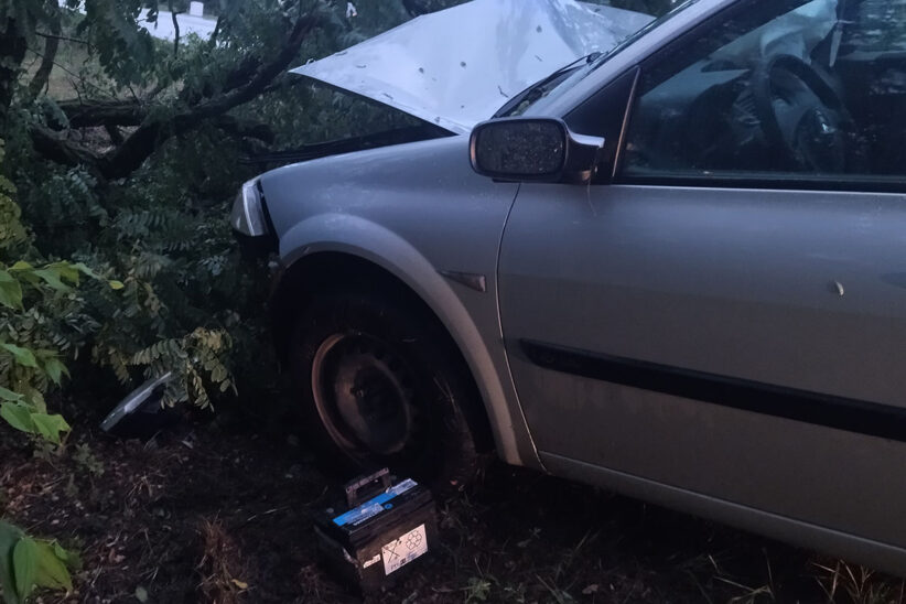árokba sodródott egy autós Medgyesbodzáson