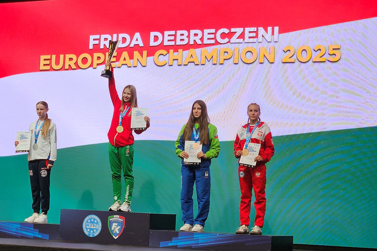A Kick-box Eb utolsó napjára is jutottak érmek!