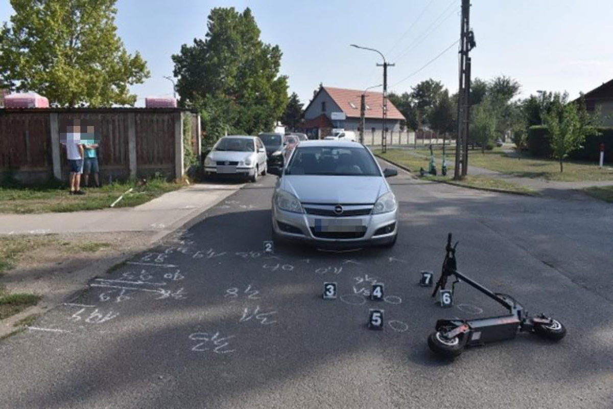 Tizenöt éves e-rolleres lány sérült meg közlekedési balesetben Békéscsabán