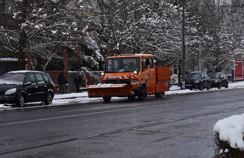 hódúró, Magyar Közút, közlekedés