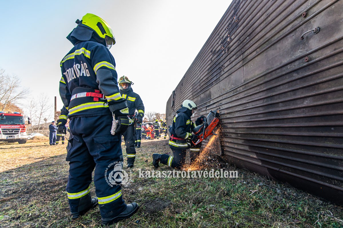 katasztrófavédelmi gyakorlat Békéscsaba