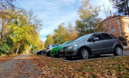 parkoló, autó, kötelező biztosítás