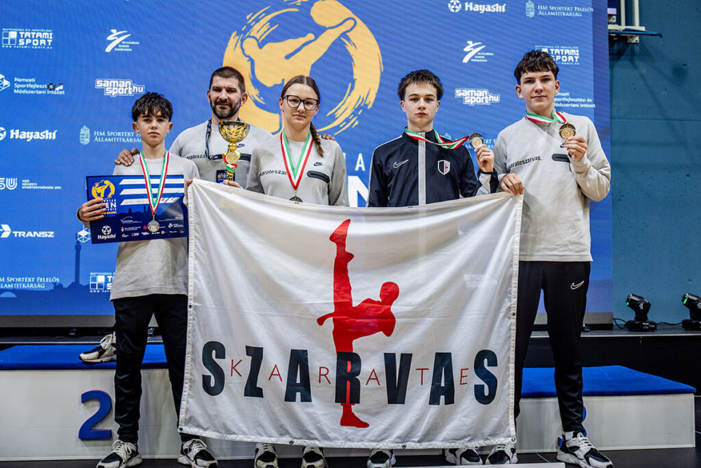 Bravúr a karate Hungarian Openen: négy szarvasiból négyen a döntőben