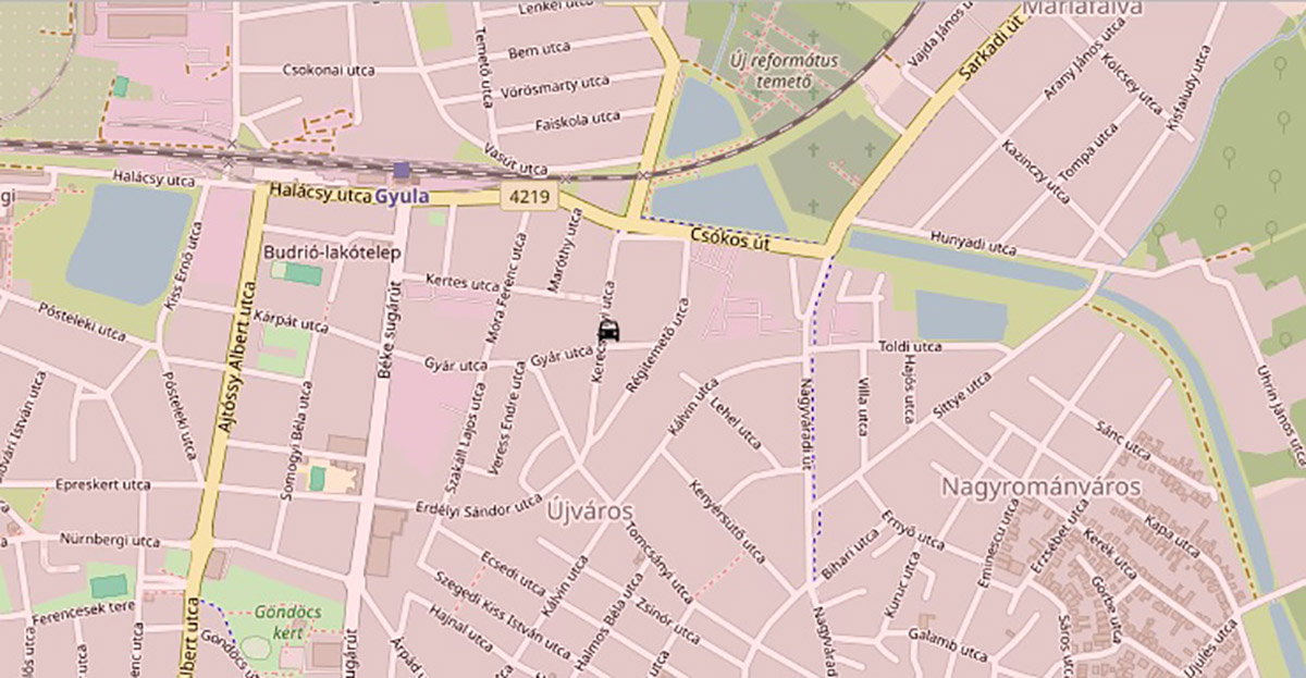 Összeütközött két személyautó Gyulán, lezárták az érintett útszakaszt