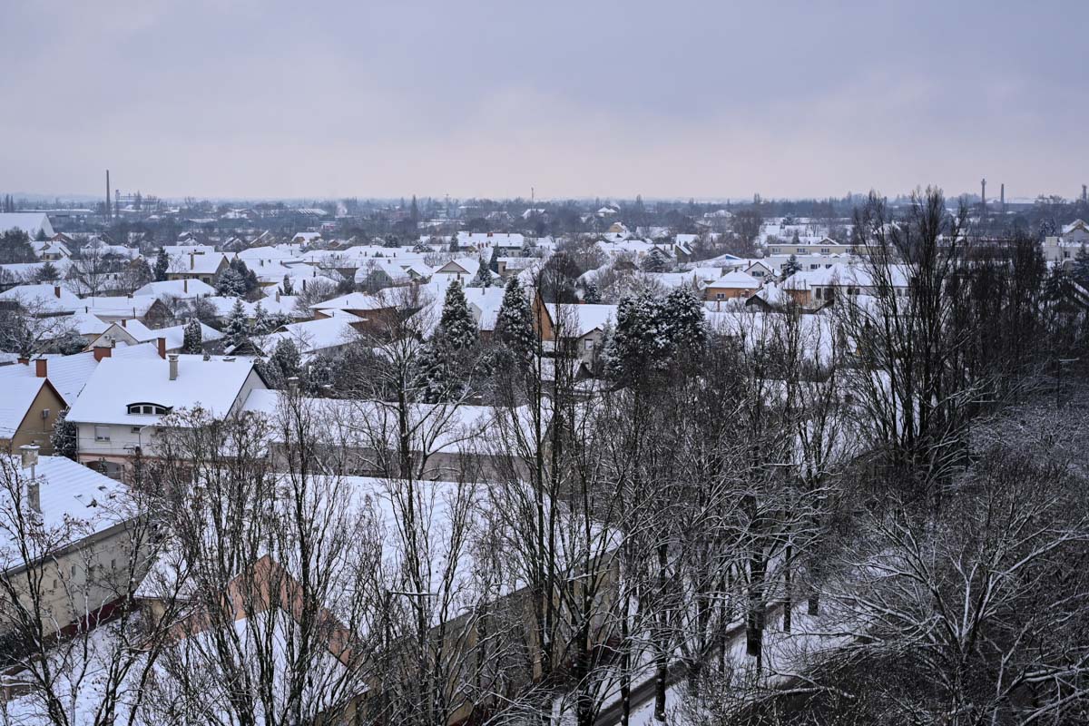 Kiadták a riasztást: ónos eső és havazás jön