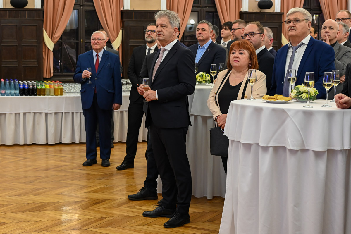 Szarvas Péter: Az önkormányzat a legfontosabb feladatait meg tudta oldani 2025-ben