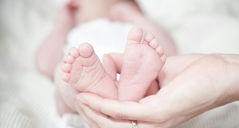 Isten hozott, Gréta Zoé! Megszületett a 2026-os év első orosházi kisbabája